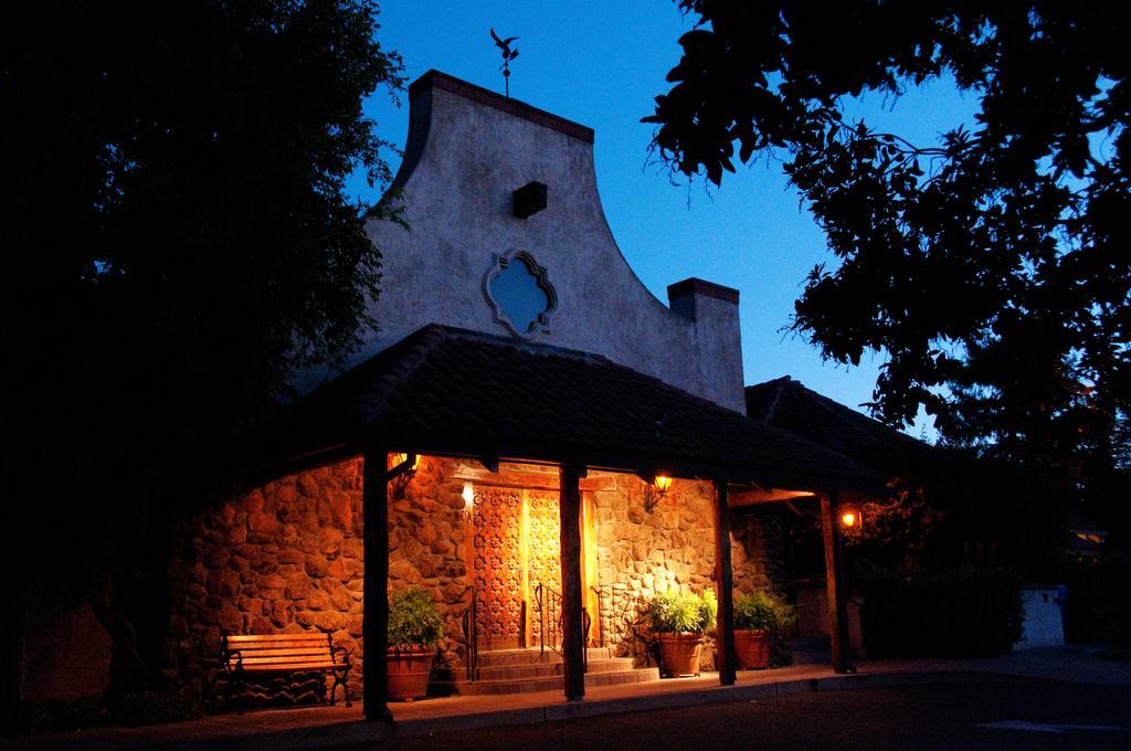 Rancho Caymus Inn Rutherford ภายนอก รูปภาพ